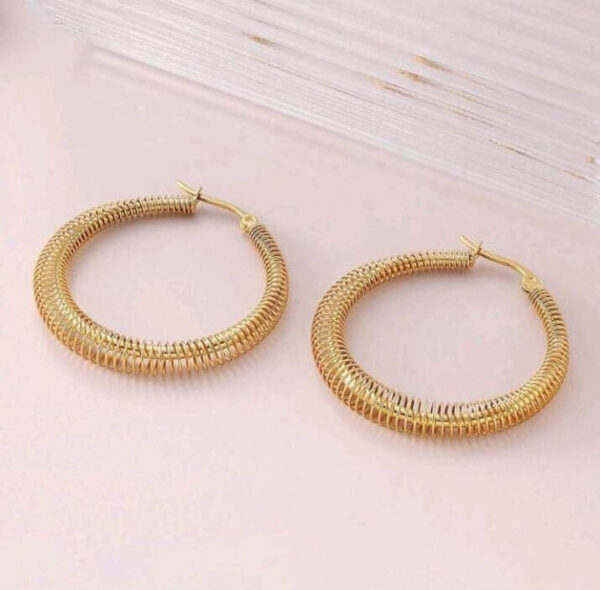 Europeas and american spring style hoops
