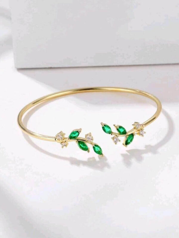 Green Cubic zirconia stone leaf cuff bangle