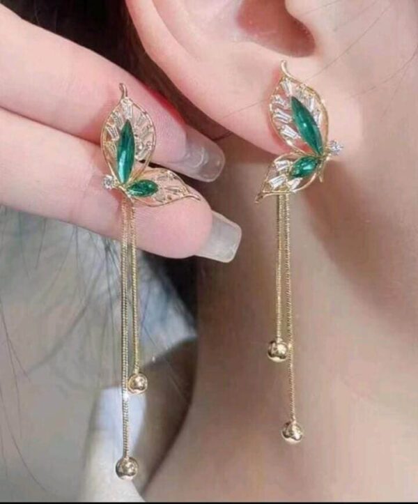 Green butterfly long tessel korean style earrings