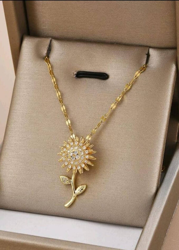 Stainless steel rotatable sumflower necklace