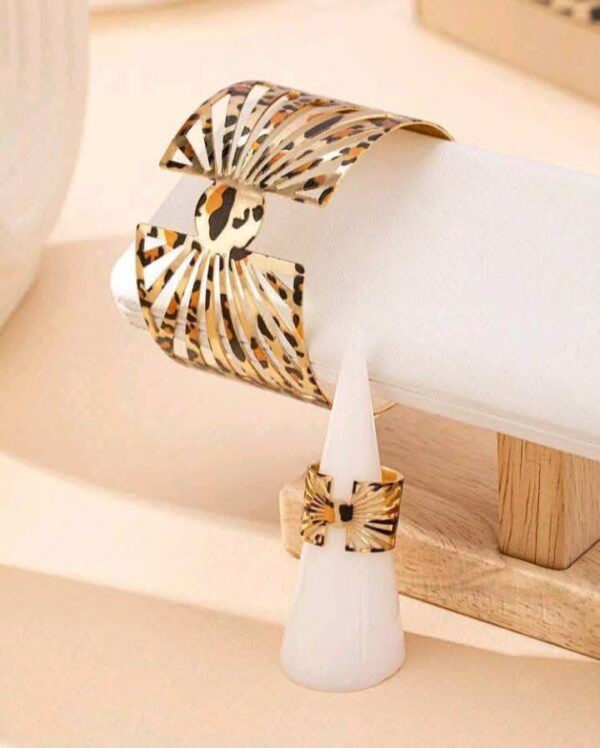 Unique Bracelet and Ring Set