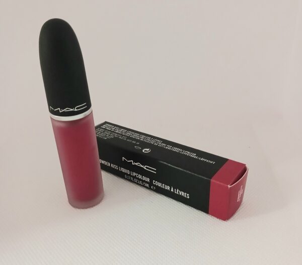 M.A.C  Power Kiss liquid lipcolour