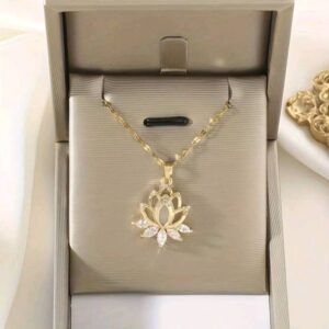 Flower Necklace