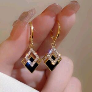 Korean Trendy Ear Buckle for Hoops Woman Trend 2025 Delicate Black Double Rhombus Dangle Earrings
