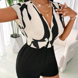 Women’s V-Neck Floral Print Batwing Sleeve Romper