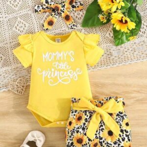 3pcs Cute Youngsters Outfit Set – “Mommy’s Little Girl” Print Short Sleeve Bodysuit with Floral Shorts & Bow Headband