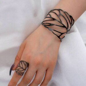 2PCS Female Creative Metal Design Hollowed Out Leaves Bangles for Women Fashion Opening Ring Jewelry Set