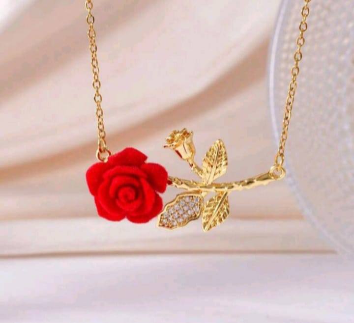 MINI MOQ Romantic Roses Necklace Pendant Stainless Steel Diamond 18K Gold-plated Zircon Fashion Jewelry for Women