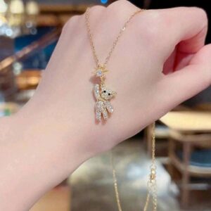 1 Piece Fashion Lovely Rhinestone Bear Pendant Necklace Clavicle Chain for Women