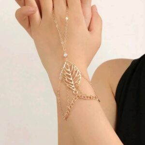 Fashionable Simple Heart Finger Bracelet (Diwali pieces)