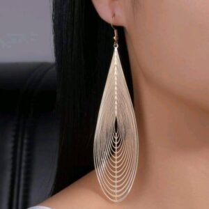 Hollow Out Water-drop Earrings