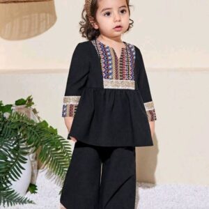 Young Girl Knitted Plain Patchwork Floral Tassel Loose Casual T-Shirt And Knitted Plain Loose Casual Long Pants Two-Piece Set(Diwali pieces)