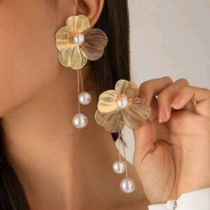 One Pair of Exaggerated Design Metal Style Flower Earrings