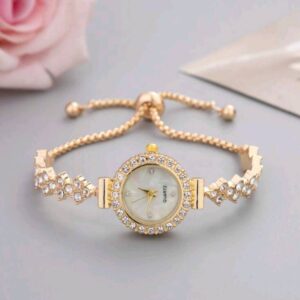 Elegant Women’s Quartz Watch with Rhinestone Bracelet, Adjustable Analog Display