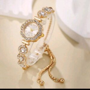 1pc Elegant Women’s Adjustable Chain Quartz Watch, Luxurious Round Dial with Decorative Accents