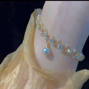 Simple Vintage Ring Buckle Pearl Diamond Bracelet for Women