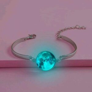 Light-up bracelet