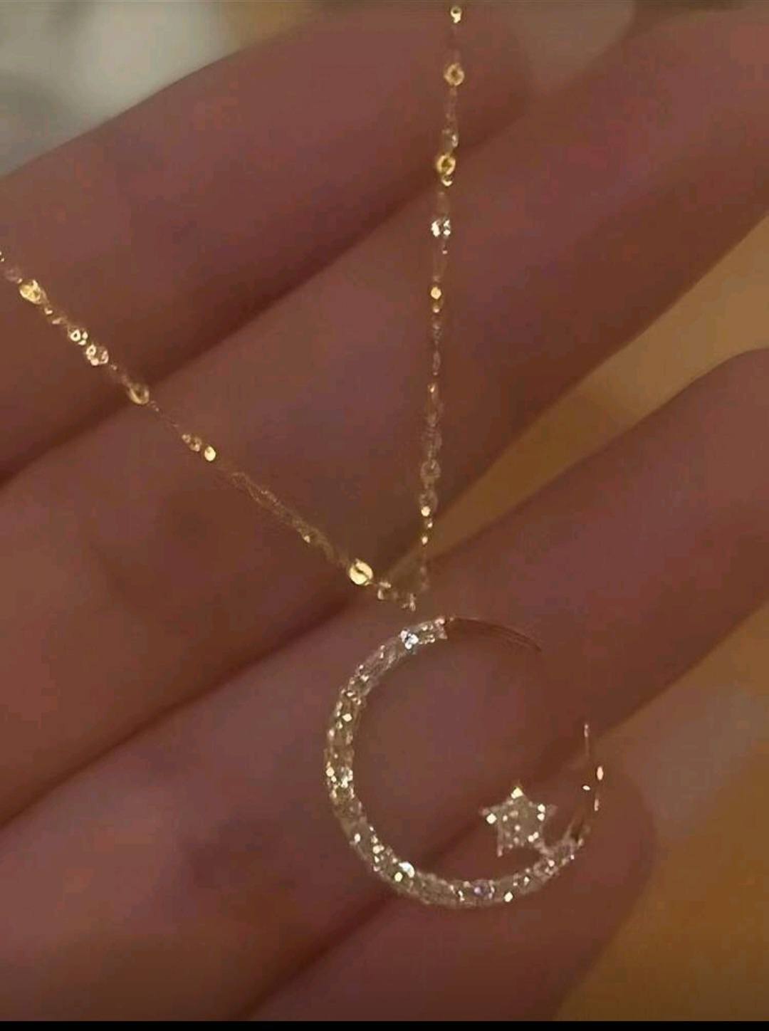 Fashion Shining Inlaid Crystal Moon Pendant Necklace