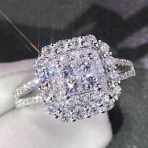 Exquisite Square Shiny White Cubic 3A Zirconia Women’s Ring
